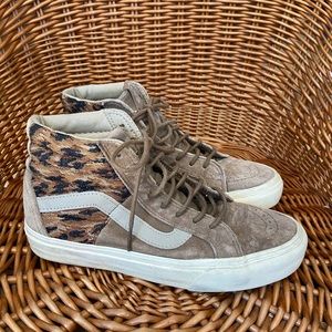 Vans leopard/cheetah print shoes
